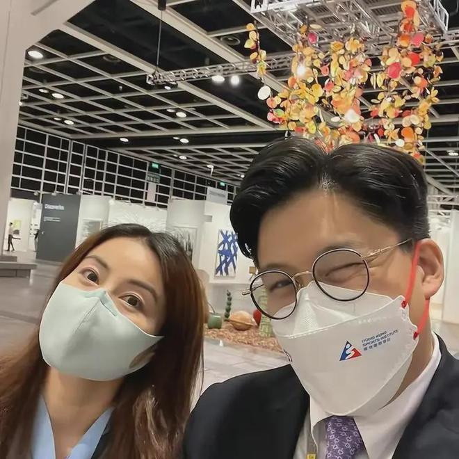 郭晶晶夫妇上海就餐被偶遇！会一同前往巴黎两个女儿由母亲照看